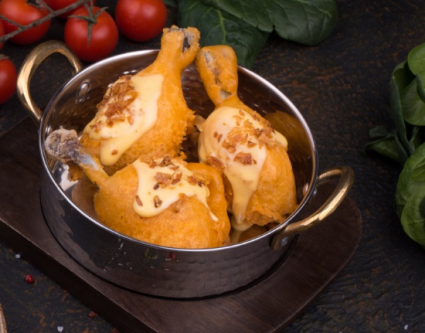 Куриные ножки под сливочно-сырным соусом