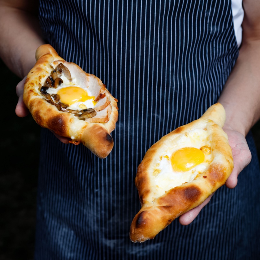 Хачапури с курицей и грибами