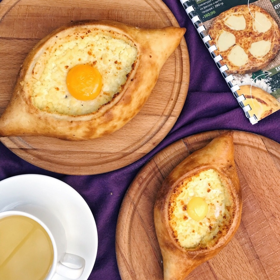 Хачапури по-аджарски